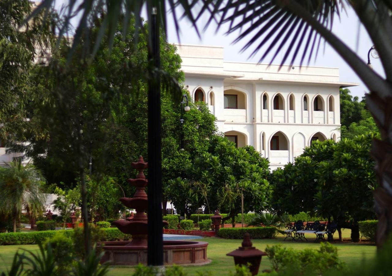 Maharaja Ganga Mahal Hotel Bikaner Exterior photo