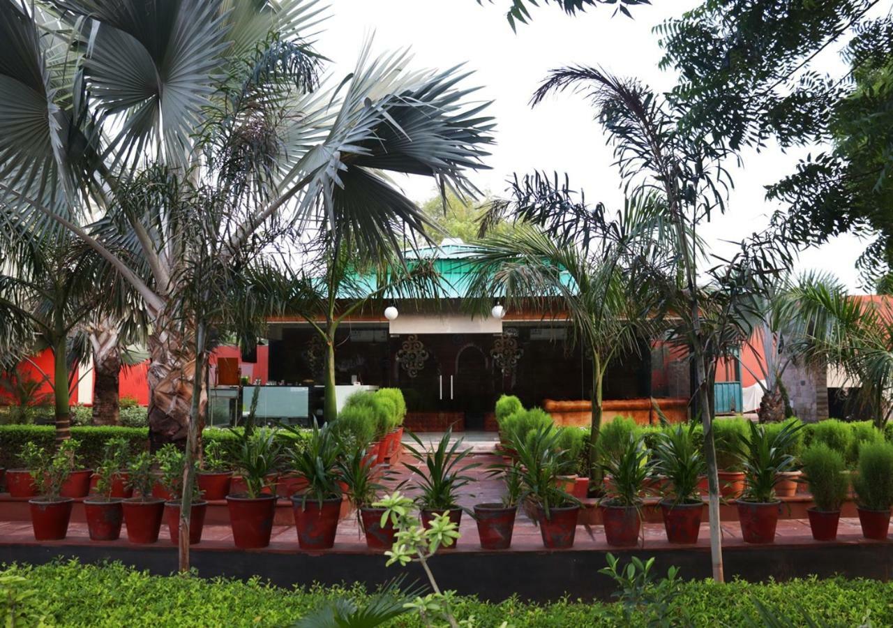 Maharaja Ganga Mahal Hotel Bikaner Exterior photo