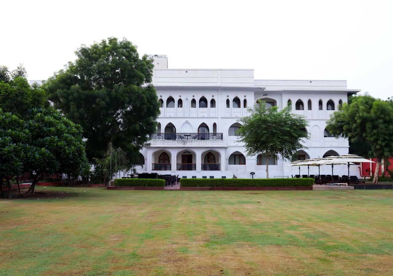 Maharaja Ganga Mahal Hotel Bikaner Exterior photo